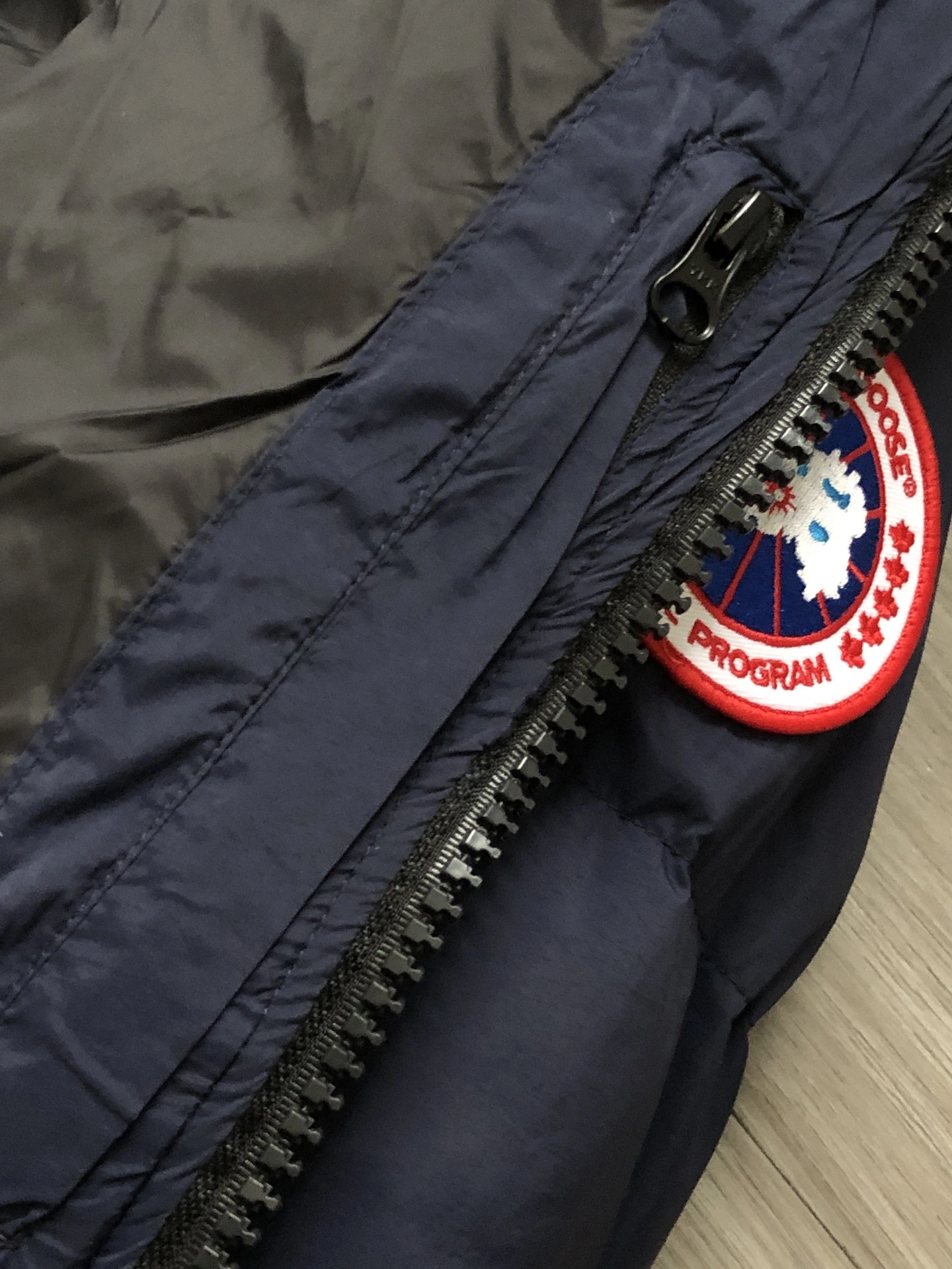 wg.luxury- 6oos5 LAWRENCE PUFFER Everett Down jacket 90 white duck down embroidery 2colour item:E-F524J3004-2
